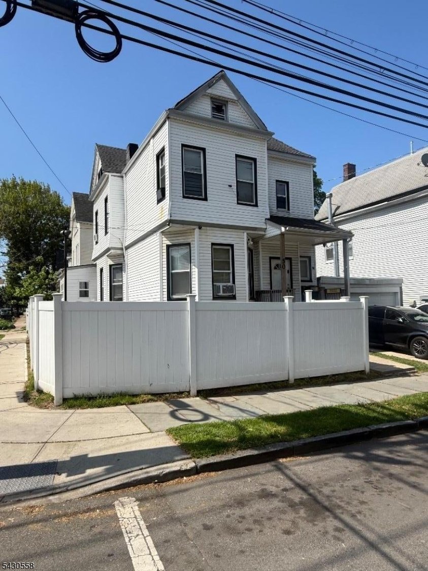 Apartment in Newark, New Jersey, United States 4 - 18513378