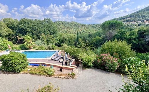 House in Les Adrets-de-l'Estérel, Provence-Alpes-Côte d'Azur, France 1