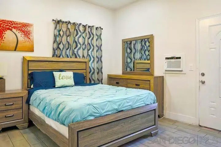 San Diego, California, United States 4 - 18513126