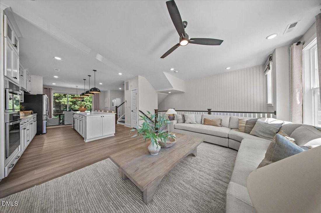 Townhouse in Raleigh, North Carolina, United States 4 - 18517576