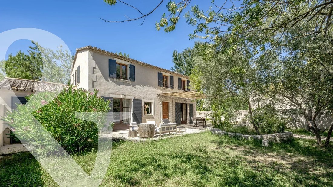 House in Paradou, Provence-Alpes-Côte d'Azur, France 1 - 18510082