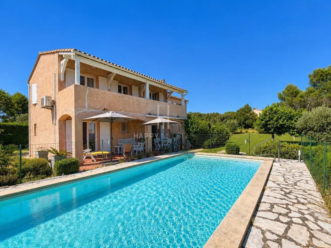 Villa in Aureille, Provence-Alpes-Côte d'Azur, France 1 - 18509806