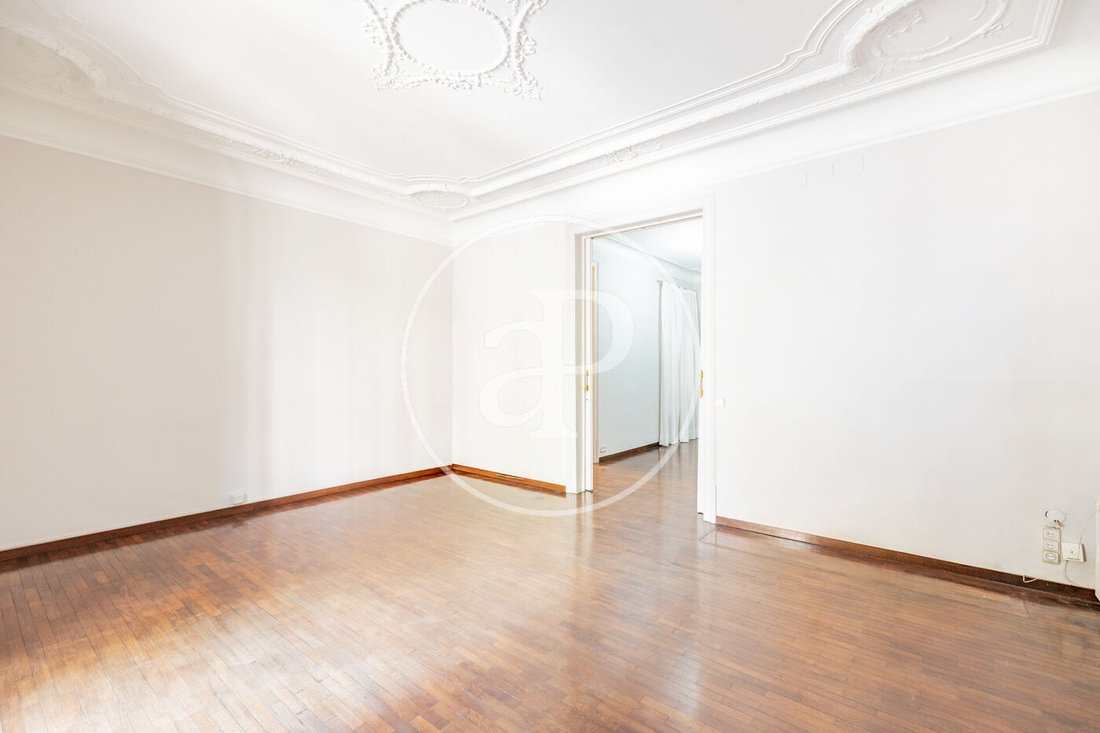 Apartment in Eixample, Barcelona, Spain 3 - 18515867