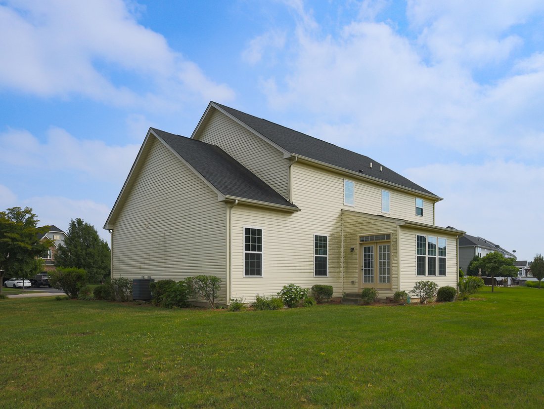 House in Gilberts, Illinois, United States 3 - 18521206