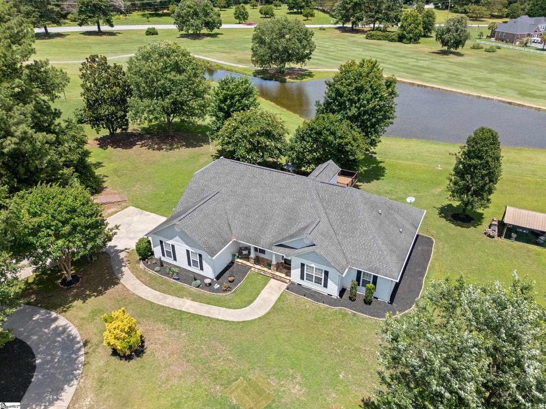 House in Fountain Inn, South Carolina, United States 4 - 18514962