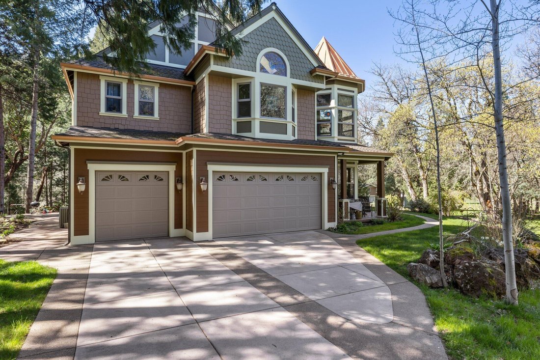 House in Eagle Point, Oregon, United States 4 - 18511226