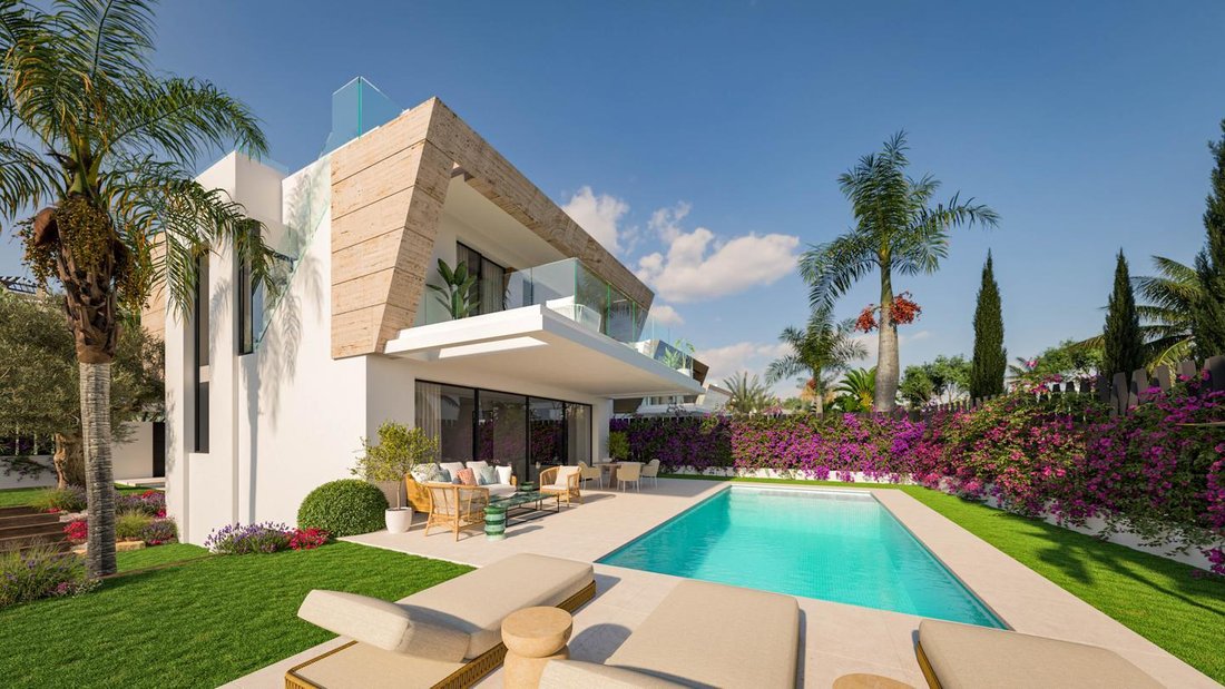 Villa in Estepona, Andalusia, Spain 1 - 18513712