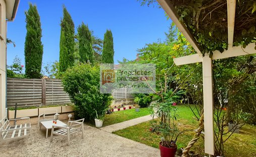 Villa en Pavé des Gardes, Chaville, Francia 1