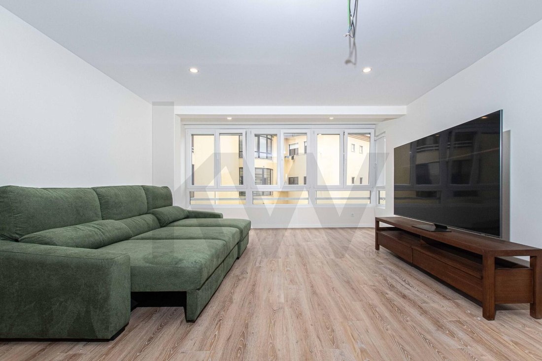 Apartment in Carcavelos e Parede, Lisbon, Portugal 5 - 18515566