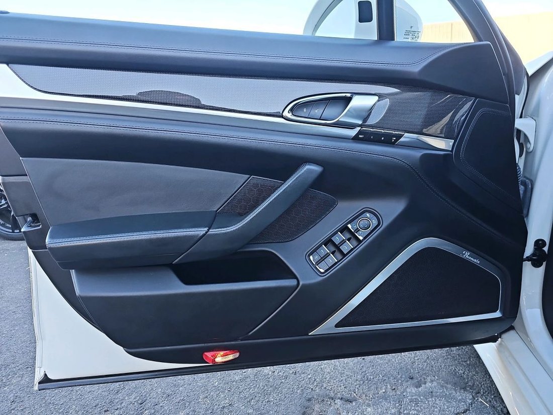 Sedan in Gilroy, CA, United States 4 - 18514026