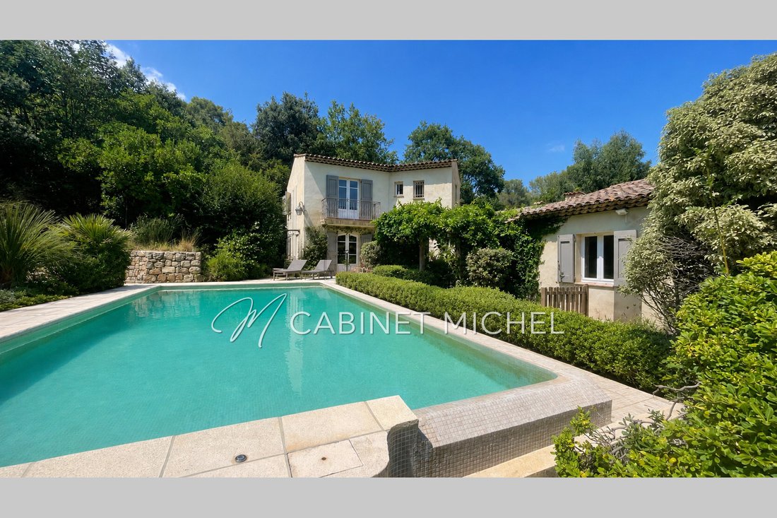 Villa in Nord, Roquefort-les-Pins, France 4 - 18509127