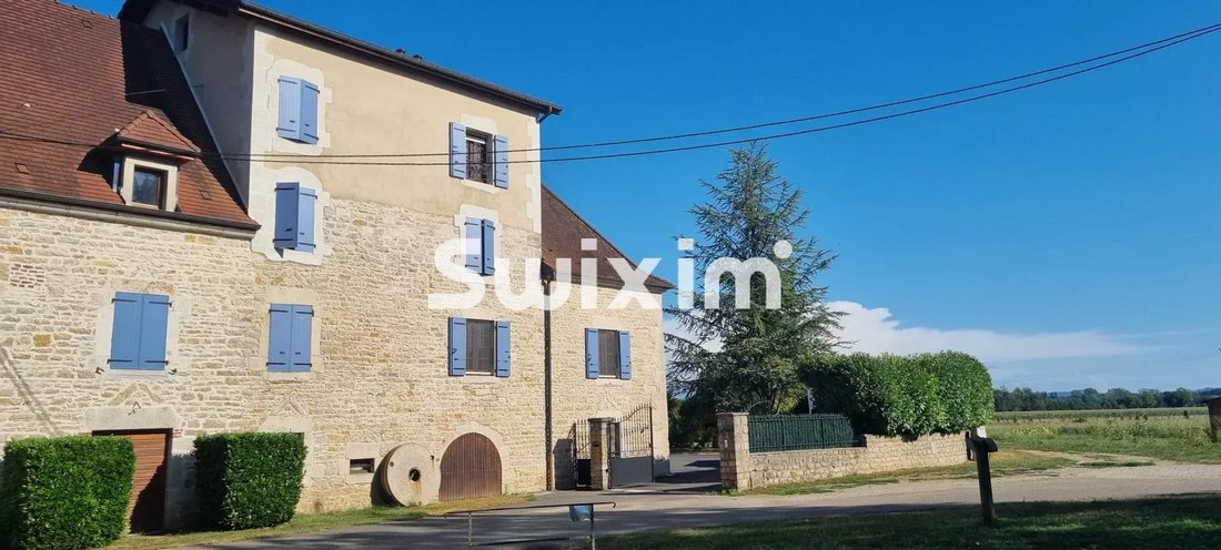 House in Lons-le-Saunier, Bourgogne – Franche-Comté, France 4 - 18515656