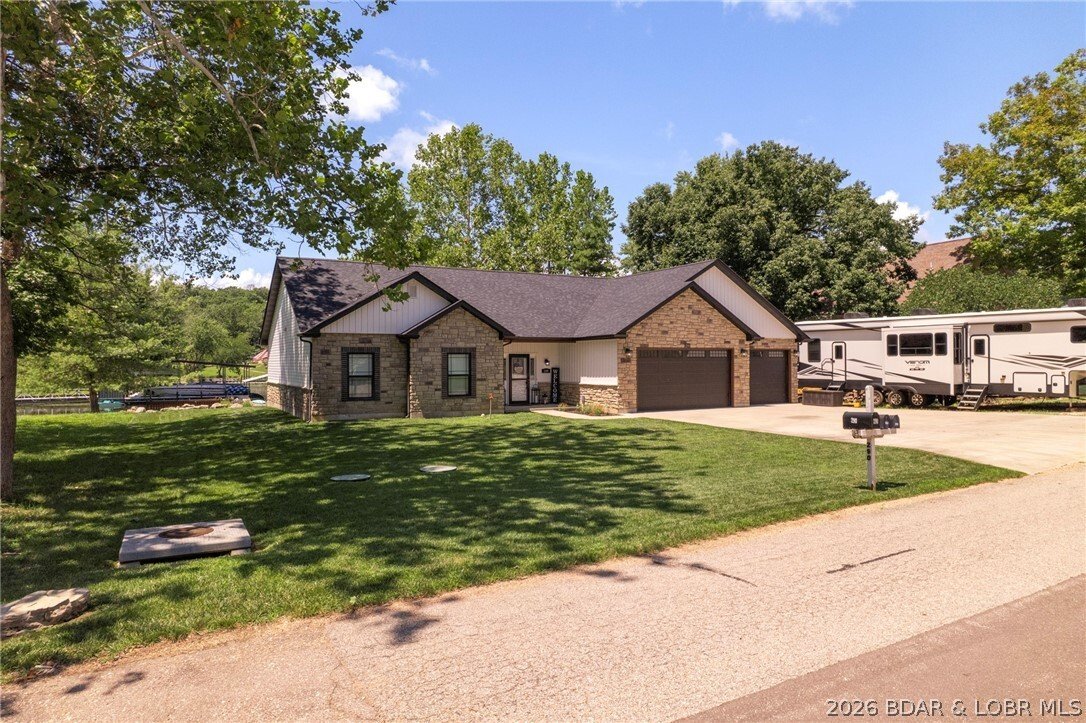 House in Sunrise Beach, Missouri, United States 2 - 18511003