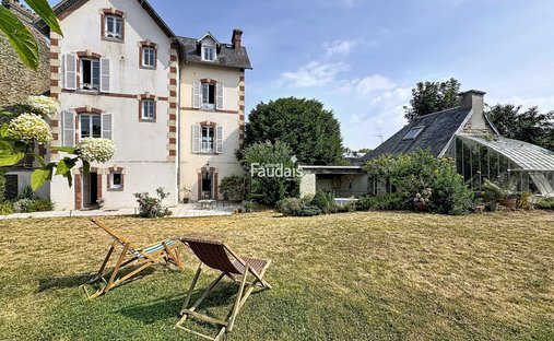 House in La Dollée-L'Enclos, Saint-Lo, France 1