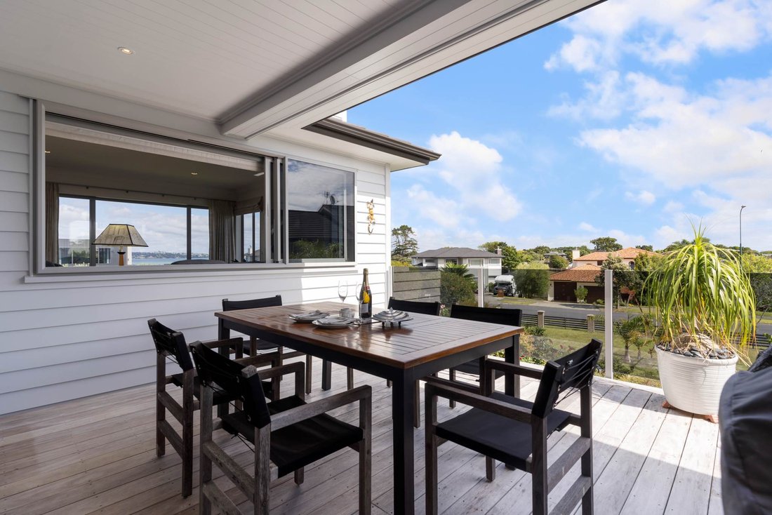 House in Beachlands, Auckland, New Zealand 3 - 15367593