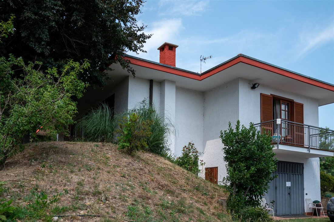 Villa in Oleggio, Piedmont, Italy 1 - 18519129