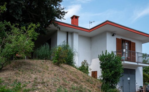 Villa in Oleggio, Piedmont, Italy 1