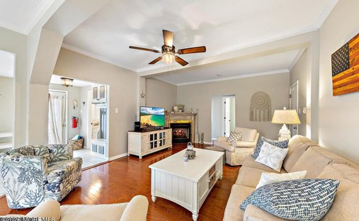 Condo in Ship Bottom, New Jersey, United States 1
