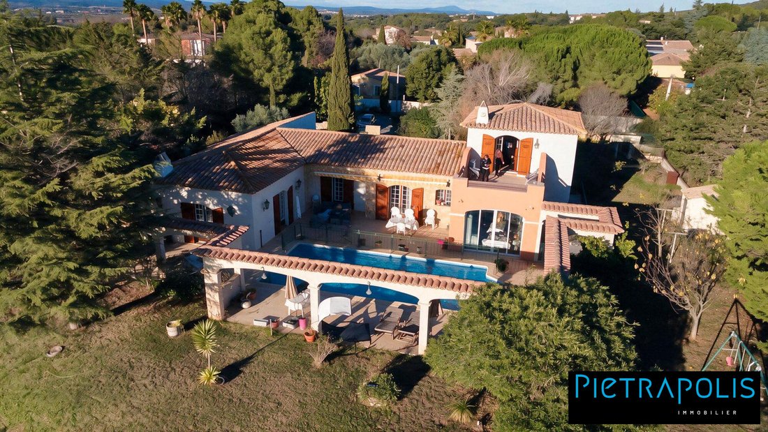 Villa in Balaruc-le-Vieux, Occitania, France 1 - 16232061