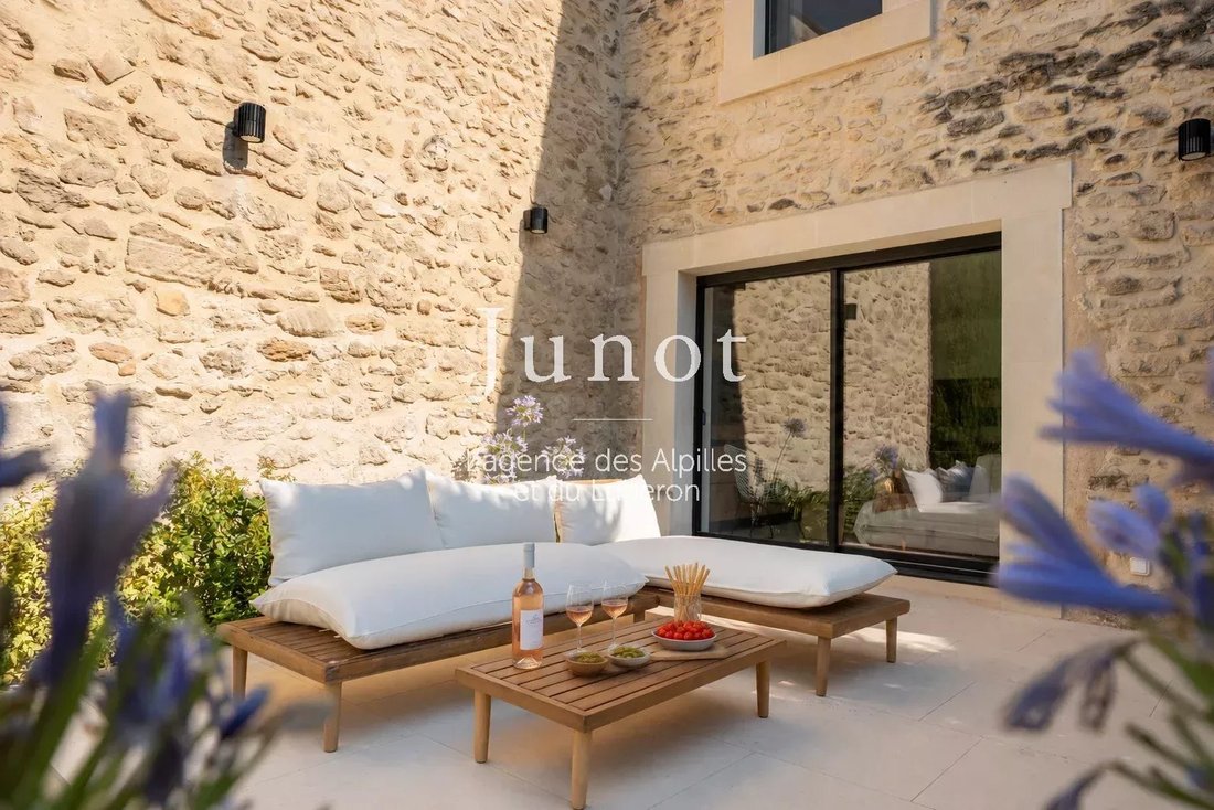 Country House in Saint-Rémy-de-Provence, Provence-Alpes-Côte d'Azur, France 3 - 18510100