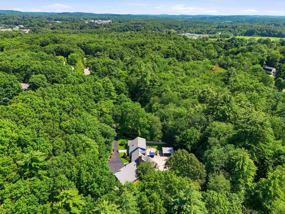 House in Atkinson, New Hampshire, United States 4 - 18395568