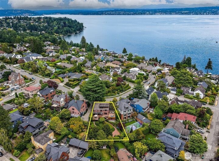 House in Seattle, Washington, United States 3 - 18514808