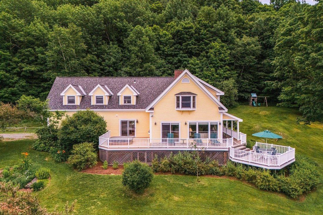 House in Stowe, Vermont, United States 1 - 18510215