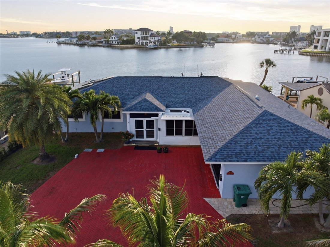 House in St. Petersburg, Florida, United States 1 - 18520172