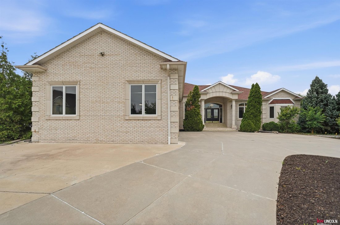 House in Lincoln, Nebraska, United States 2 - 18515309