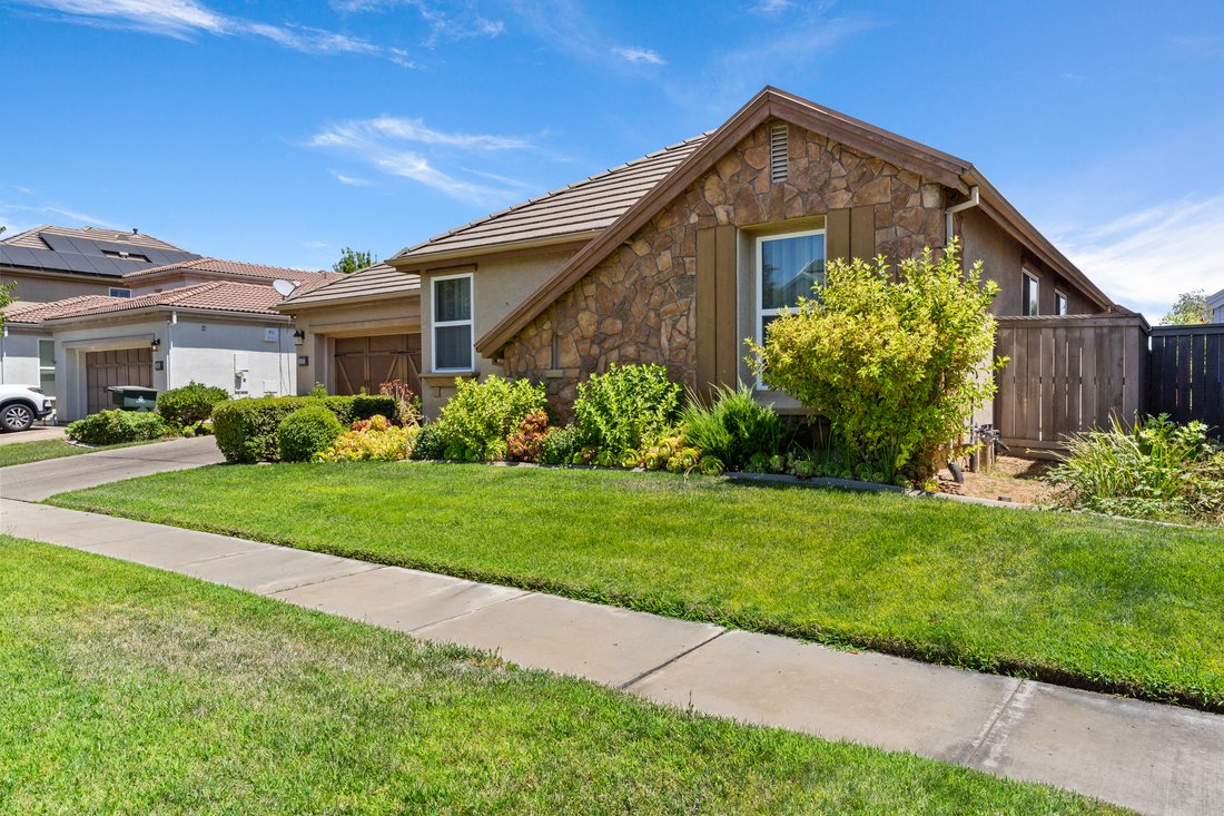 House in Olivehurst, California, United States 3 - 18510525