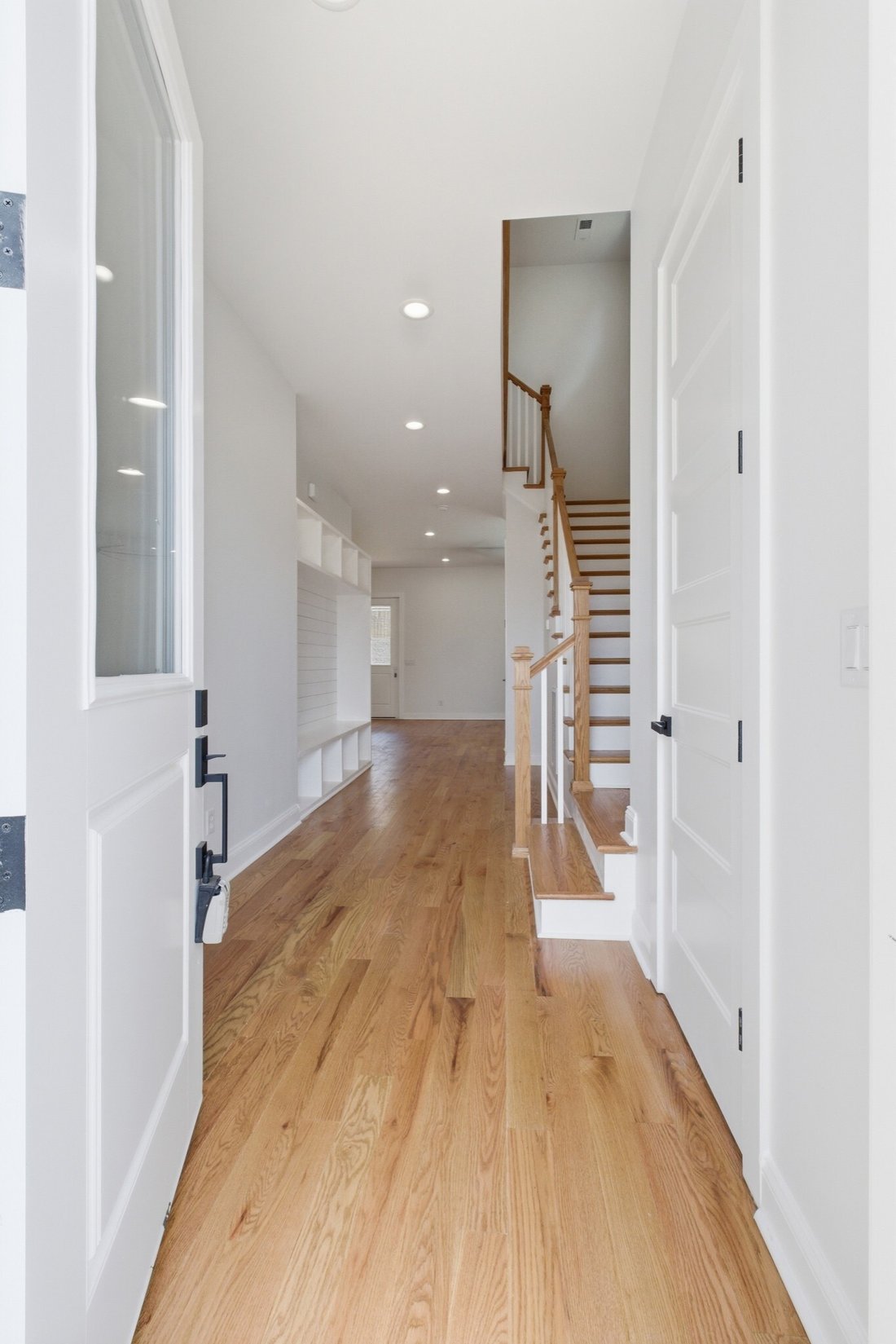Co Op in Nashville, Tennessee, United States 2 - 18517321