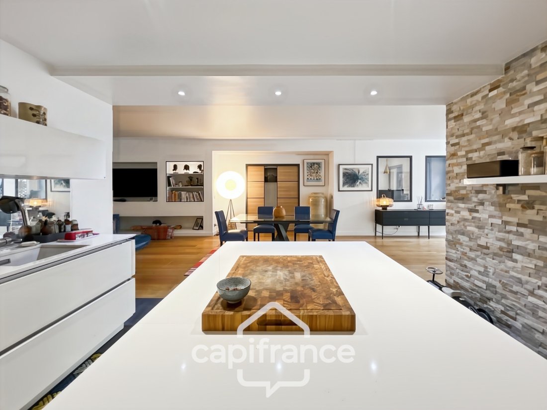 Apartment in Nogent-sur-Marne, Ile-de-France, France 1 - 17646892