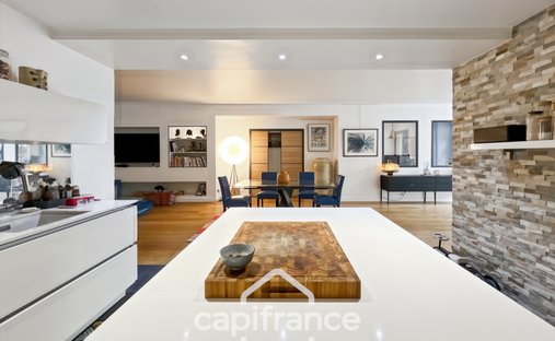 Apartment in Nogent-sur-Marne, Ile-de-France, France 1