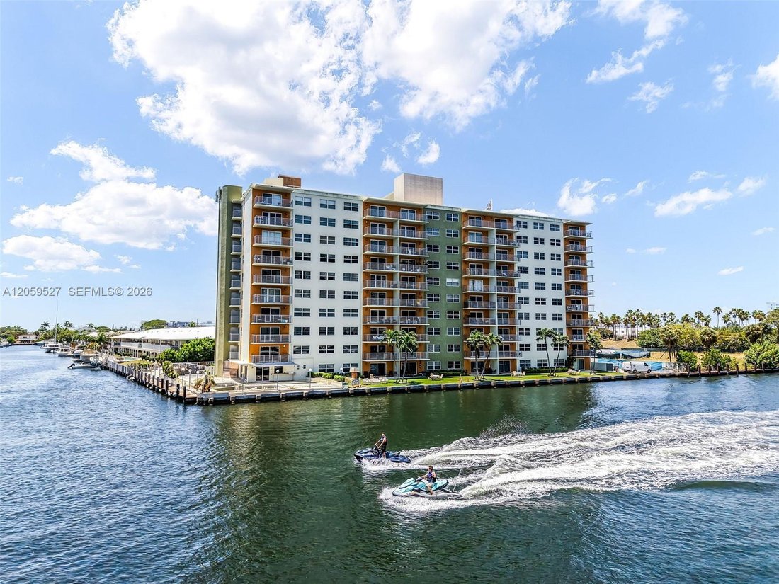 Condo in Fort Lauderdale, Florida, United States 1 - 18519236