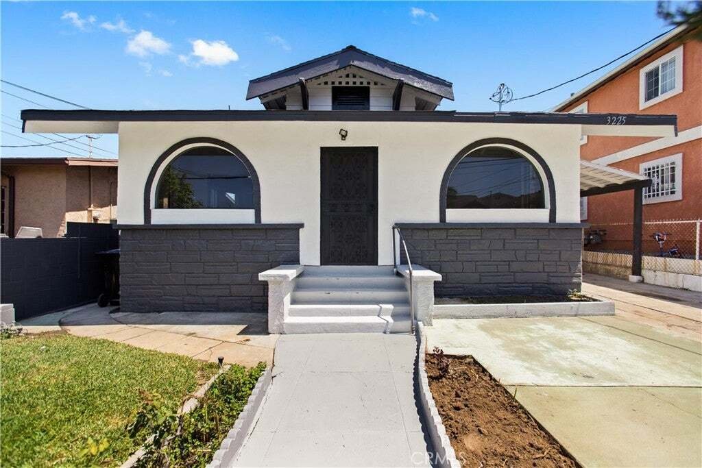 House in East Los Angeles, California, United States 3 - 18513325