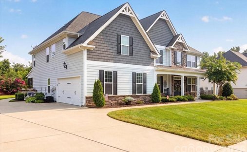 House in Harrisburg, North Carolina, United States 1