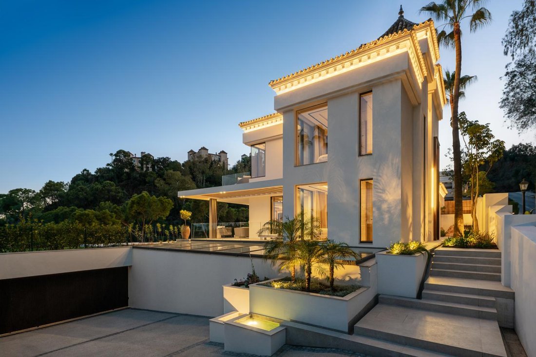 Villa in Benahavis, Andalusia, Spain 4 - 18509582