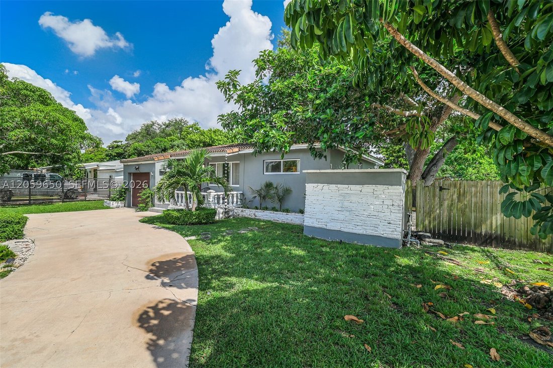 House in Miami, Florida, United States 2 - 18511349