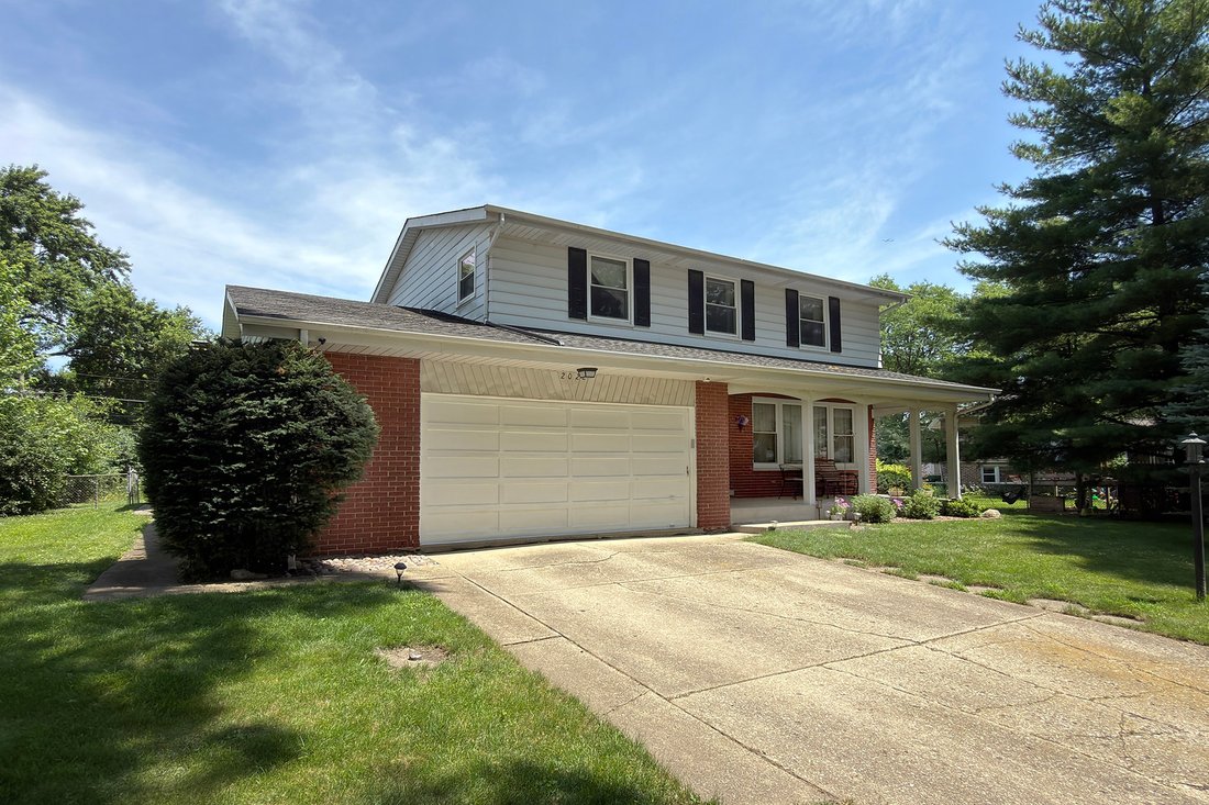 House in Mount Prospect, Illinois, United States 2 - 18512076