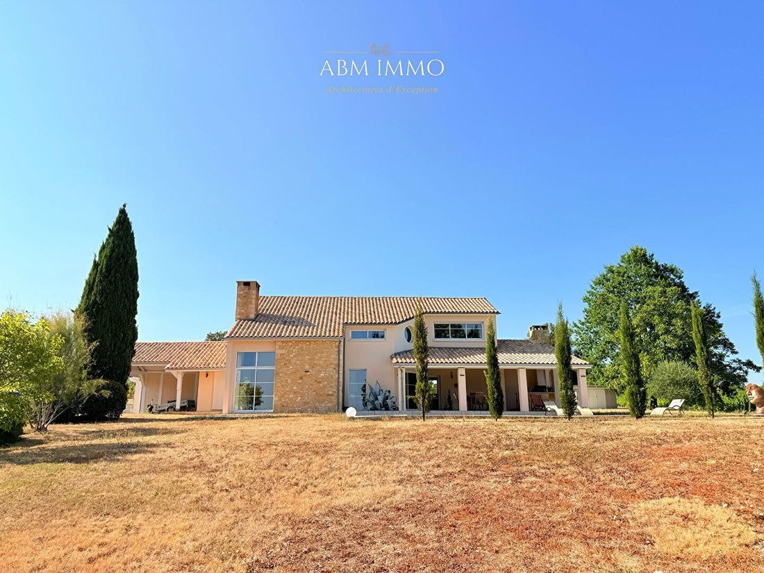 Villa in Monbazillac, Nouvelle-Aquitaine, France 1 - 18509166