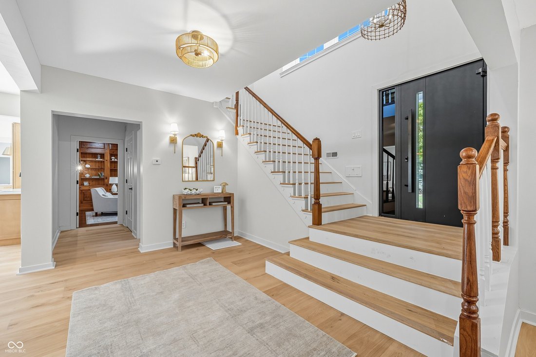 House in Indianapolis, Indiana, United States 4 - 18519816