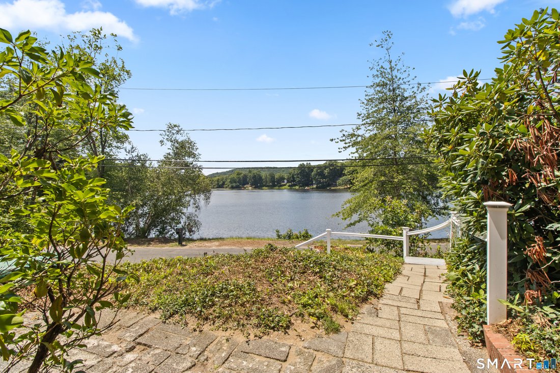 House in Farmington, Connecticut, United States 4 - 18512655