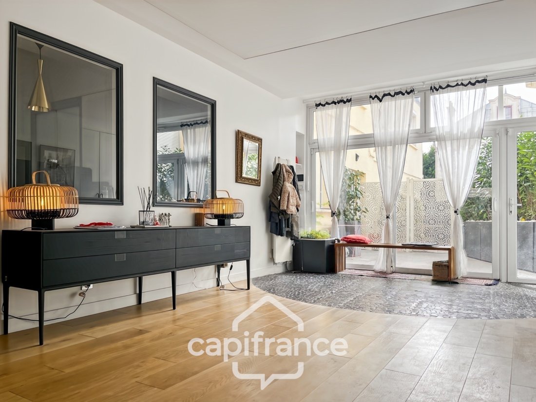 Apartment in Nogent-sur-Marne, Ile-de-France, France 4 - 17646892