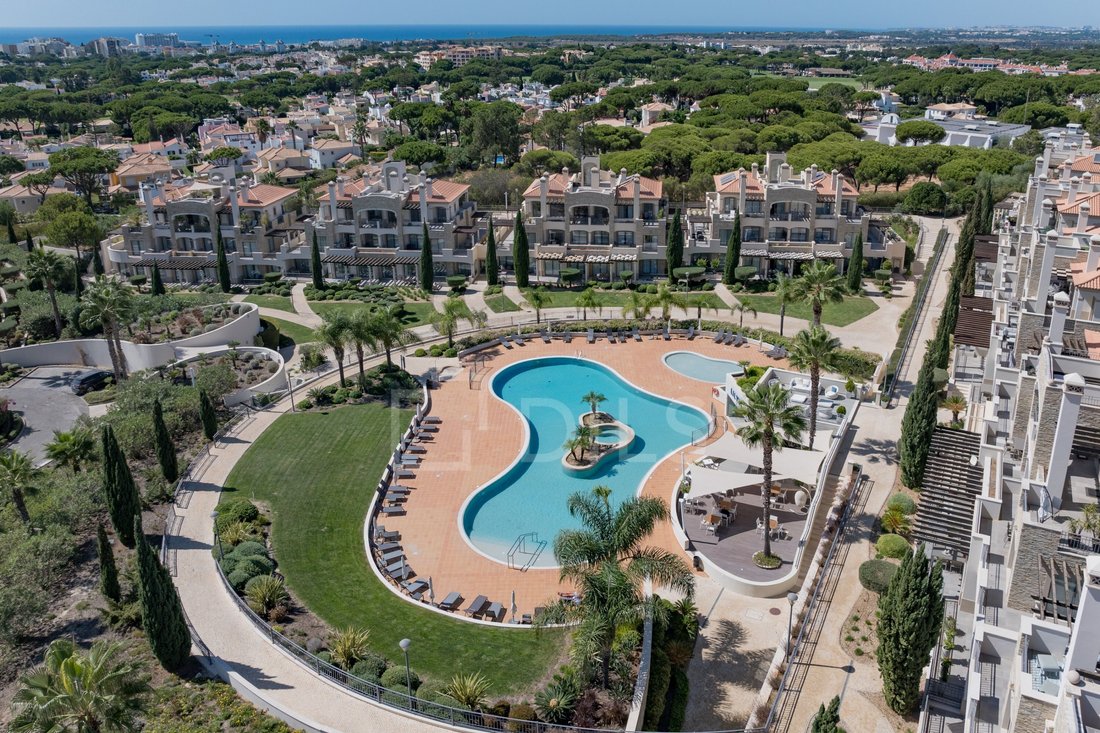 Apartment in Vilamoura, Quarteira, Algarve 1 - 18486852