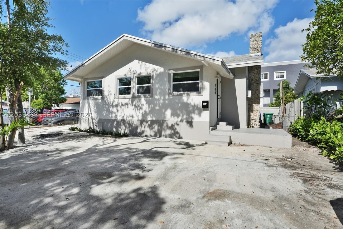 House in Miami, Florida, United States 1 - 18511352