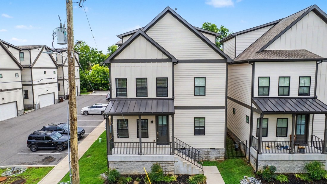 Co Op in Nashville, Tennessee, United States 1 - 18515198