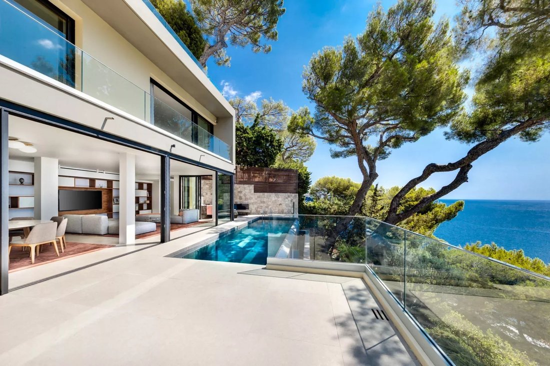 Villa in Èze, Provence-Alpes-Côte d'Azur, France 5 - 18509893