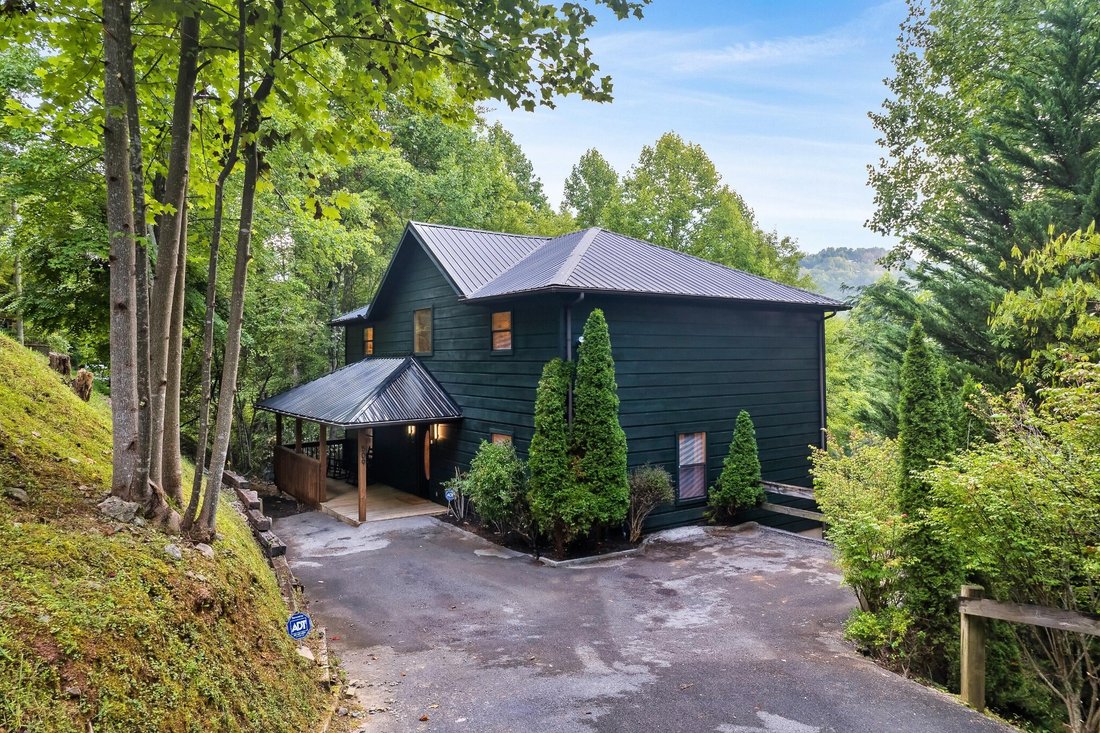 House in Gatlinburg, Tennessee, United States 2 - 18508633