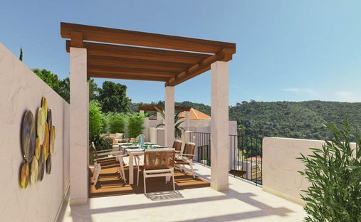 Penthouse in Benahavis, Andalusia, Spain 1