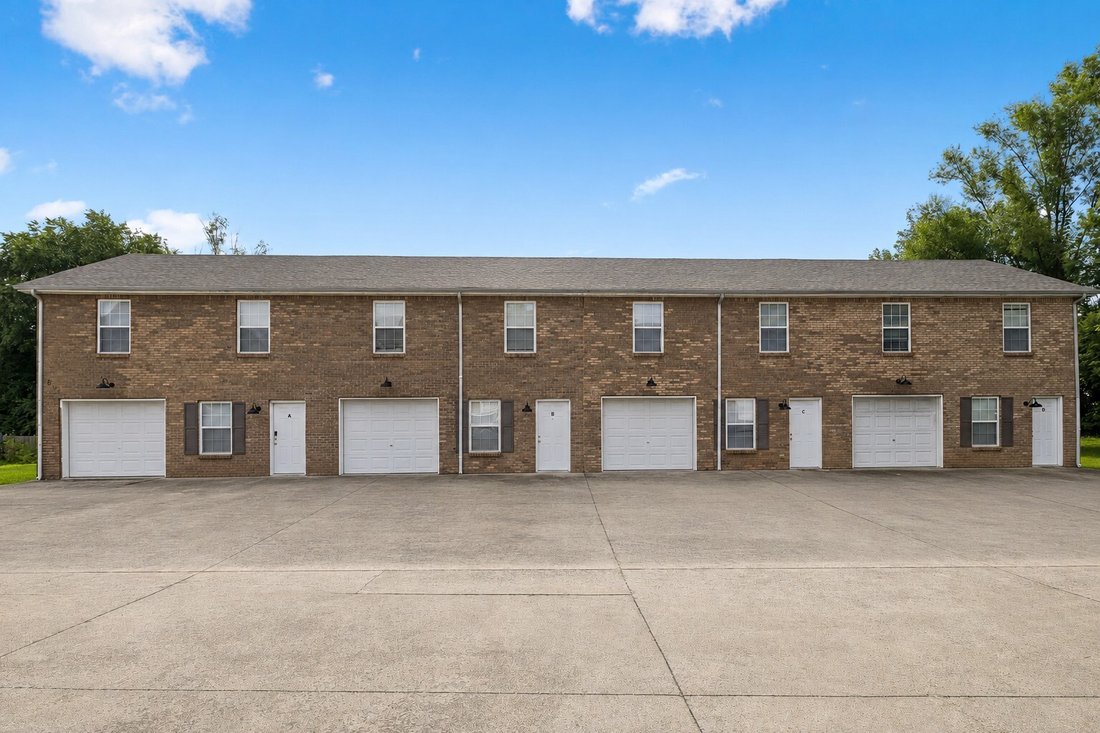 Clarksville, Tennessee, United States 1 - 18515172